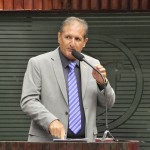 Deputados decidem pela manutenção de onze vetos do Governador