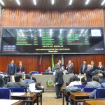 Deputados mantém vetos do Governo do Estado às 267 emendas da Lei Orçamentária Anual