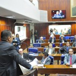 Deputados comentam manifestações do fim de semana durante sessão ordinária da ALPB