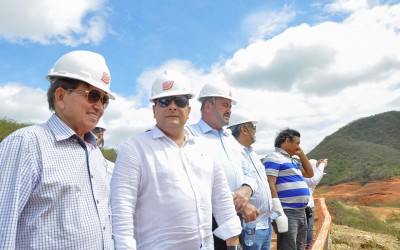 Comitiva da Frente Parlamentar da Água da Assembleia Legislativa visita obras da Transposição do São Francisco