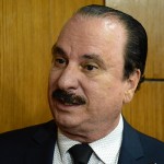 Presidente da Assembleia prestigia entrega de título de cidadania pessoense a Arthur Cunha Lima