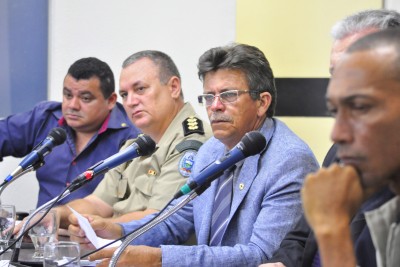 Assembleia Legislativa discute situação dos taxistas da Região Metropolitana da Capital