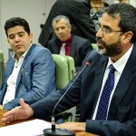 Comissão discute TAC que cobra melhorias no serviços da telefonia móvel no estado