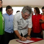 Deputados prestigiam assinatura de ordem de serviço para obra de mobilidade em CG  