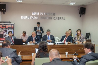 CPI da Telefonia ouve representantes da Oi e Claro sobre má prestação dos serviços da PB