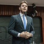 Assembleia homenageia as mães em Sessão Especial