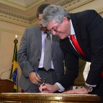 17.05.16_assinatura cessão nova sede ALPB © roberto guedes (6)