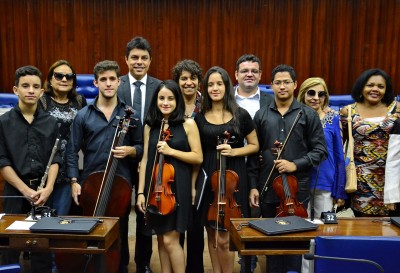 Sessão Especial homenageia 85 anos da Escola de Música Anthenor Navarro