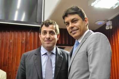 Raoni Mendes toma posse na Assembleia Legislativa da Paraíba