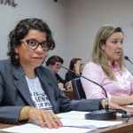 CCJ aprova projeto que proíbe o uso de algemas em apenadas em trabalho de parto
