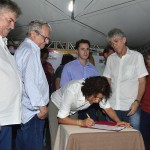 Deputados participam de entregas de obras em Cabedelo