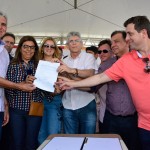 Deputados participam de entrega barragem e autorização de obras