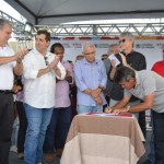 Deputados participam da assinatura de ordem de serviço para recuperação da PB-008