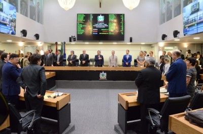 Assembleia da Paraíba inicia trabalho com mensagem do governador e anúncio de medidas de transparência