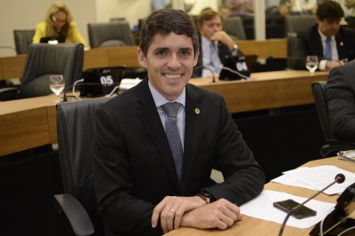 Tovar defende criação de frente para debater Biocombustíveis e Energias Renováveis