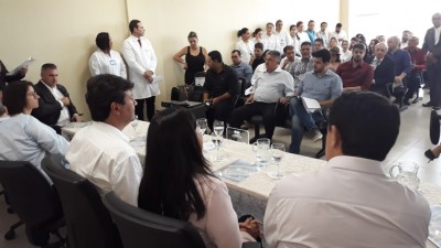 Deputados acompanham visita de ministro a hospitais e defendem mais recursos na saúde da Paraíba
