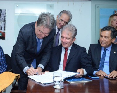 Lindolfo Pires assume titularidade do mandato na ALPB