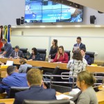 Projeto de Adriano cria selo para empresas que valorizam mulheres no ambiente de trabalho