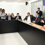 Assembleia cria comissão especial para analisar PECs que ampliam direitos da população