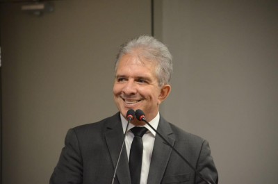 Lei determina que Educadores Físicos sejam registrados no CREF para exercerem a docência