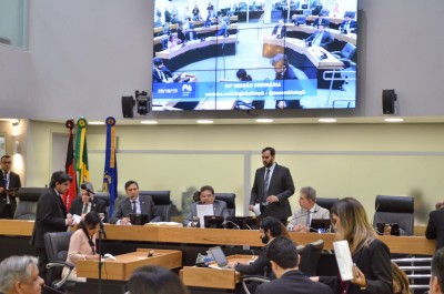 Assembleia aprova instalação de medidor de energia que mostra consumo gasto em real