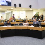 Assembleia debate proteção de dados pessoais e cadastro positivo