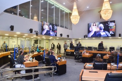 Assembleia aprova LOA 2022 e reajuste para defensores públicos