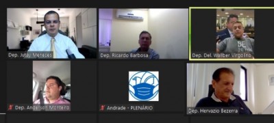 CCJ realiza esforço concentrado e aprecia mais de 300 matérias nesta quarta