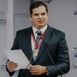 ALPB concede Cidadania Paraibana e Medalha de Honra ao Mérito a diretor-geral da Aneel