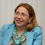 Adriano apresenta voto de aplauso pela eleição de Agamenilde Dias como a nova desembargadora do TJPB