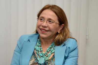 Adriano apresenta voto de aplauso pela eleição de Agamenilde Dias como a nova desembargadora do TJPB