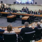 Deputados estaduais tomam posse e elegem Adriano Galdino presidente da ALPB