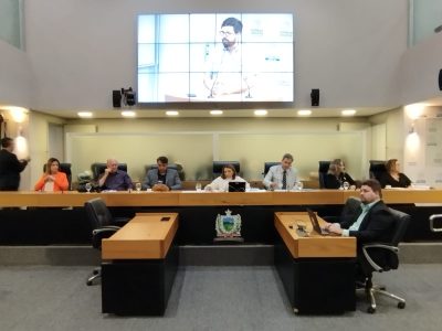 Comissão debate projeto que redefine rede pública de educação na Paraíba