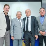 ALPB homenageia Carneiro Arnaud com entrega de Diploma Napoleão Laureano