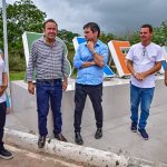 Deputados inspecionam obras da Adutora do Pajeú em Teixeira