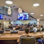 ALPB debate regulação de destribuição de energia na Paraíba durante audiência pública