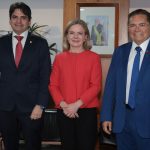 Adriano Galdino discute ações do Governo Federal na Paraíba em reunião com a ministra Gleisi Hoffmann