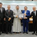 ALPB concede cidadania paraibana ao Padre Mário Costa Silva e homenageia Padre Zé ALPB concede cidadania paraibana ao Padre Mário Costa Silva e homenageia Padre Zé