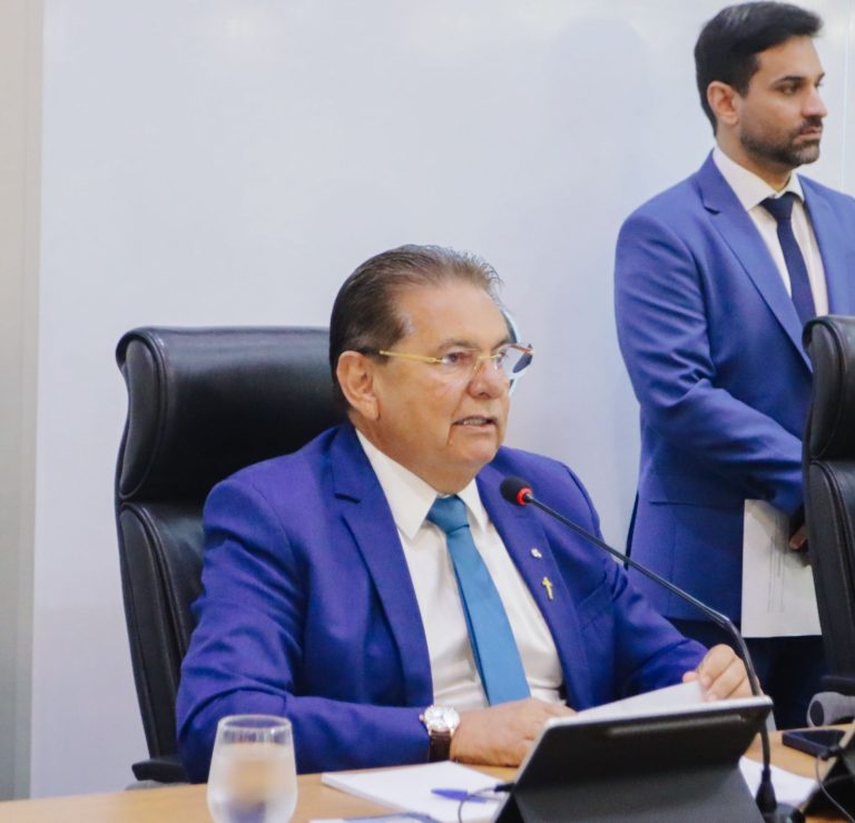 ALPB aprova projeto para implantação de Bibliotecas Públicas em escolas estaduais