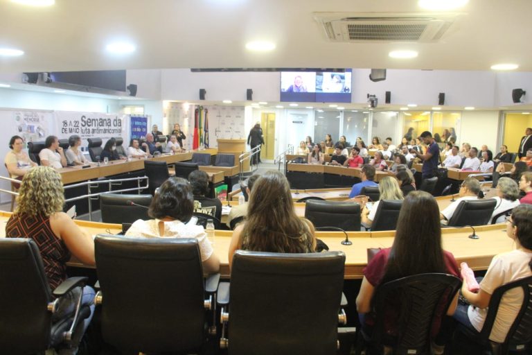 ALPB debate saúde mental durante sessão especial no Dia da Luta Antimanicomial