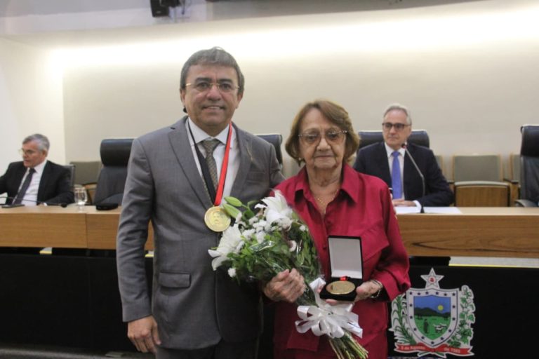 ALPB homenageia ex-prefeito de Cajazeiras Zerinho Rodrigues e o empresário José Arlan